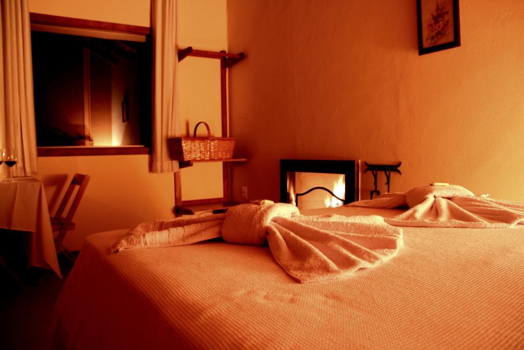 Pousada Gaya Carrancas Zewnętrze zdjęcie
